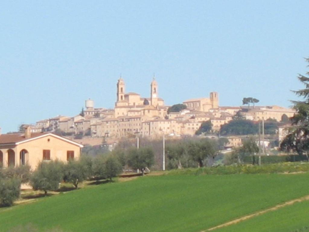 Bed & Breakfast Bompadre Civitanova Marche Exterior photo